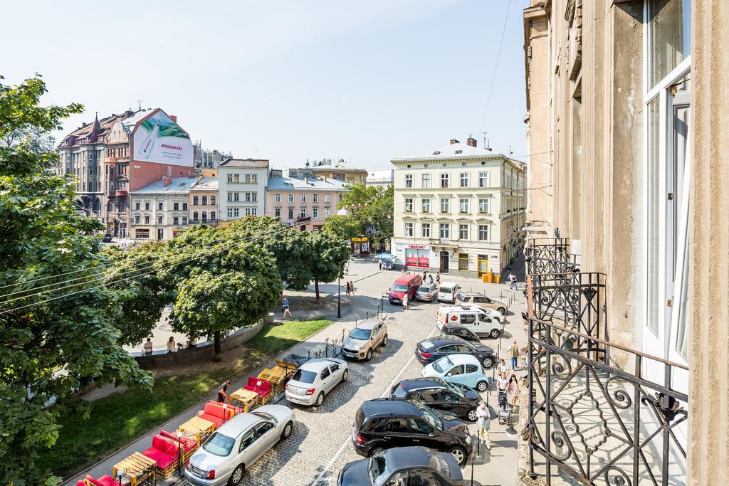 Apartments On Valova 9 Львов Экстерьер фото